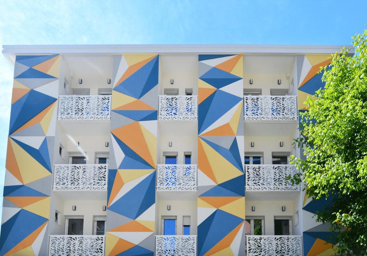 Color Hotel Rímini Exterior foto