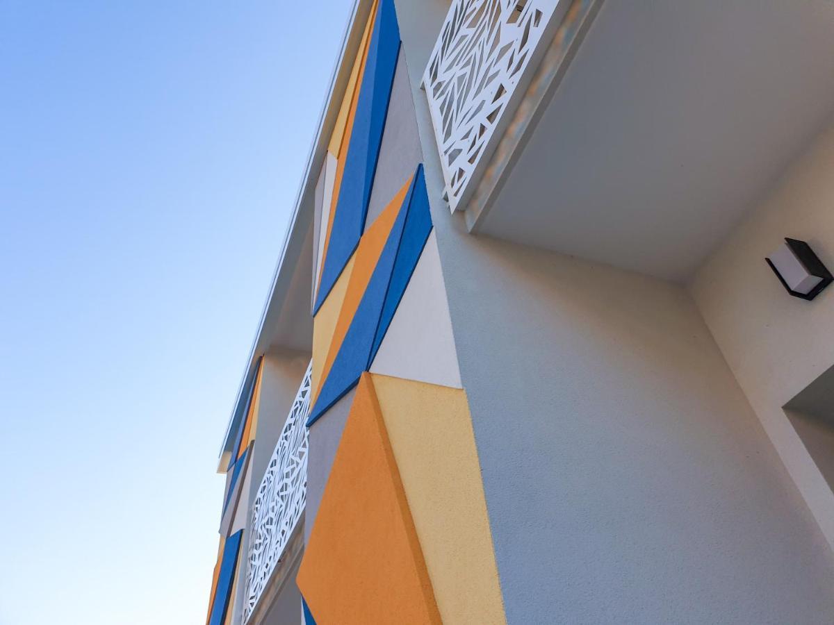 Color Hotel Rímini Exterior foto
