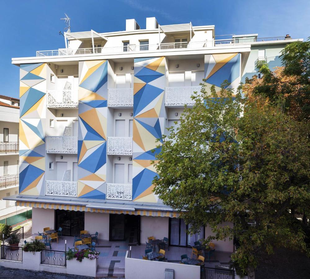 Color Hotel Rímini Exterior foto